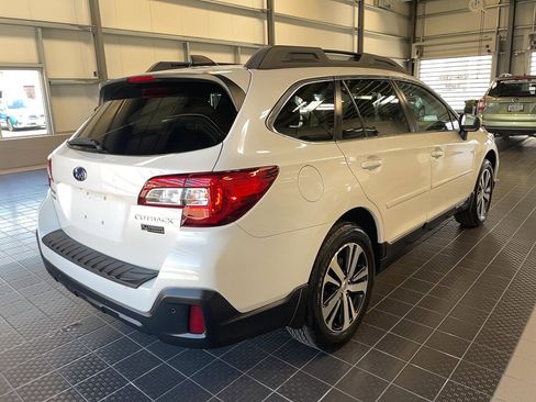 Used 2019 Subaru Outback 2.5i Limited image 18