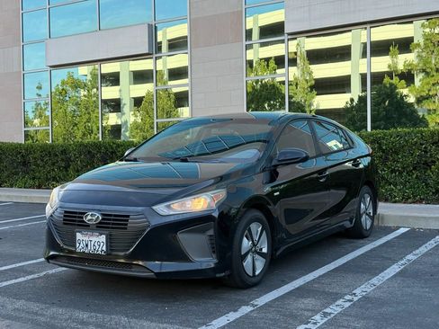 Used 2019 Hyundai Ioniq Blue FWD image 1