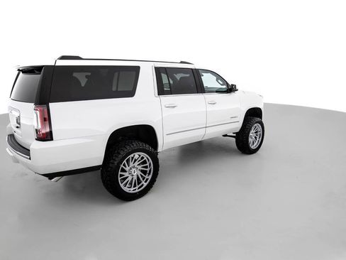 Used 2020 GMC Yukon XL Denali w/ Open Road Package AWD/4WD image 5