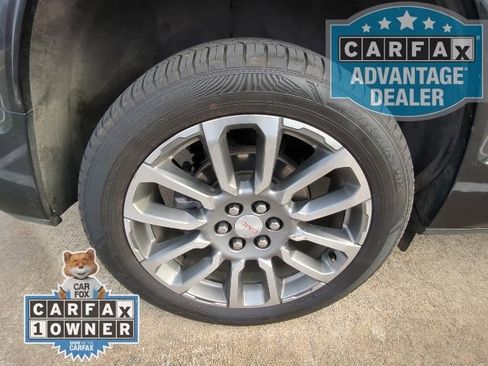 Used 2023 GMC Acadia Denali image 7