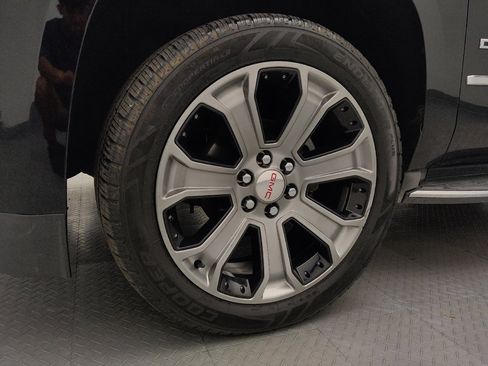 Used 2016 GMC Yukon Denali AWD/4WD image 31