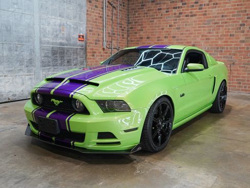 Used 2013 Ford Mustang GT Premium w/ Brembo Brake Pkg RWD image 5