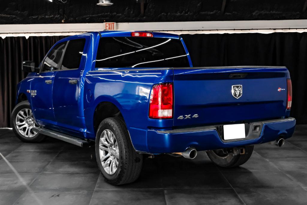 Used 2019 RAM 1500 Express w/ Express Value Package AWD/4WD image 9