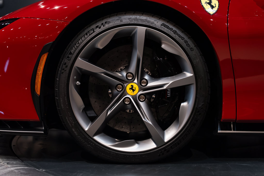 Certified 2022 Ferrari SF90 Spider AWD/4WD image 13