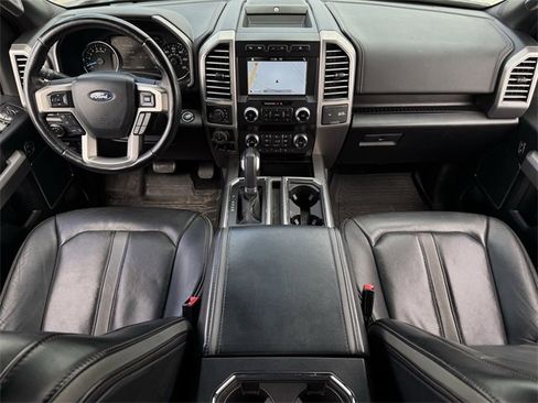 Used 2019 Ford F150 Platinum w/ Equipment Group 701A Luxury image 10