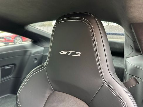 Certified 2022 Porsche 911 GT3 RWD image 24