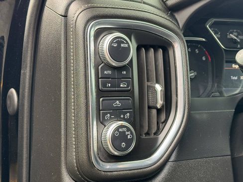 Used 2021 GMC Sierra 1500 SLE w/ Preferred Package AWD/4WD image 28