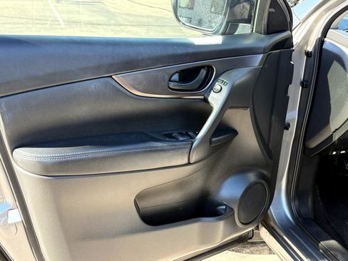 Used 2020 Nissan Rogue Sport S w/ Appearance Package image 10