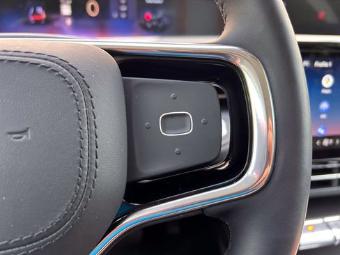 New 2026 Lincoln Nautilus Premier AWD/4WD image 28