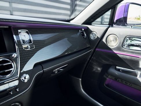 Used 2020 Rolls-Royce Wraith image 58