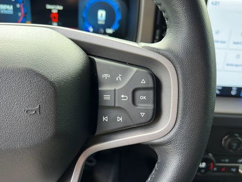 Used 2025 Ford Bronco Outer Banks w/ Sasquatch Package AWD/4WD image 23
