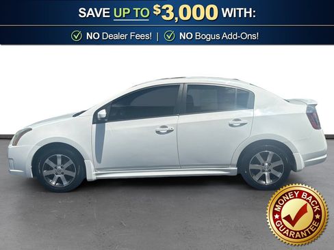 Used 2025 Nissan Sentra SV FWD image 2