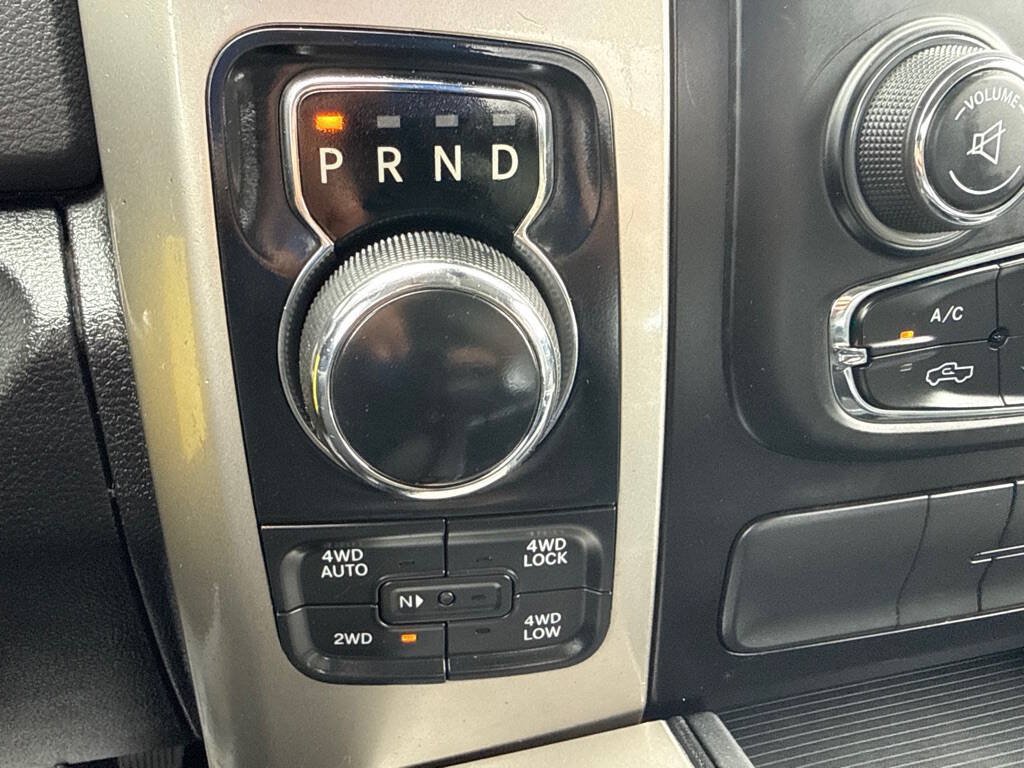 Used 2017 RAM 1500 Big Horn AWD/4WD image 18