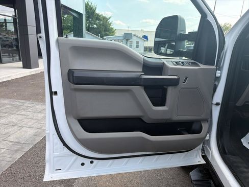 Used 2022 Ford F350 XL w/ Power Equipment Group AWD/4WD image 8