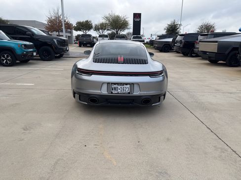 Used 2020 Porsche 911 Carrera S image 4