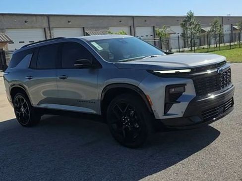 New 2026 Chevrolet Traverse RS FWD image 2