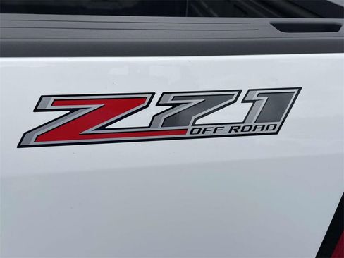 Used 2020 Chevrolet Colorado Z71 image 10