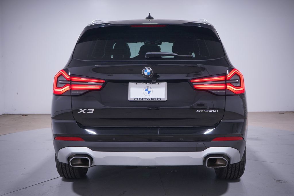 Used 2024 BMW X3 sDrive30i w/ Premium Package RWD image 5