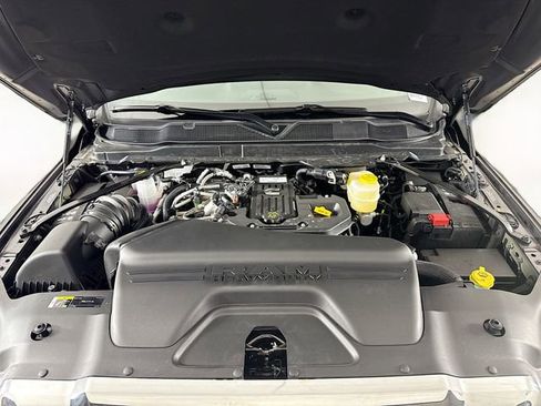 New 2026 RAM 3500 Tradesman AWD/4WD image 28