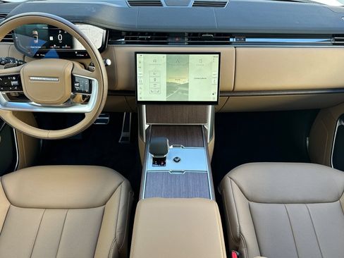 New 2026 Land Rover Range Rover SE AWD/4WD image 13
