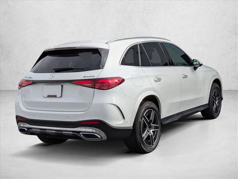 Certified 2025 Mercedes-Benz GLC 350e 4MATIC image 5