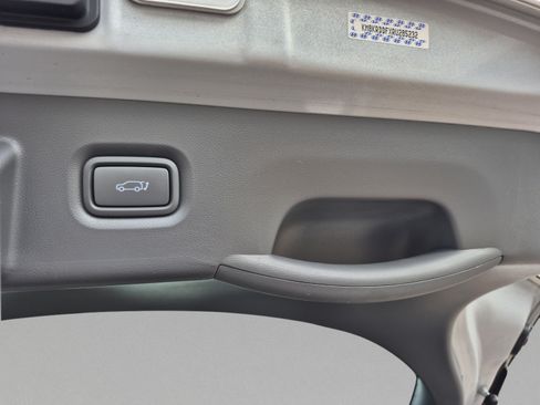 Certified 2024 Hyundai Ioniq 5 Limited AWD/4WD image 10