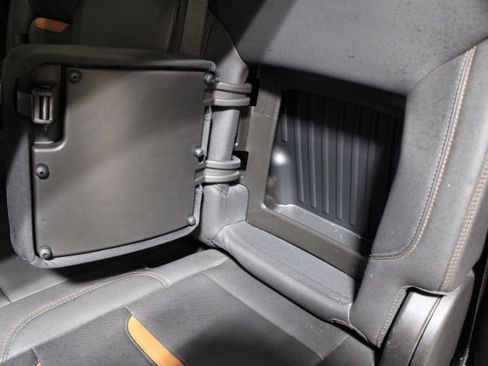 Used 2024 GMC Sierra 2500 AT4 w/ AT4 Premium Plus Package image 58