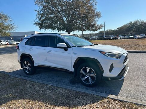 Certified 2021 Toyota RAV4 SE w/ Weather & Moonroof Package image 7