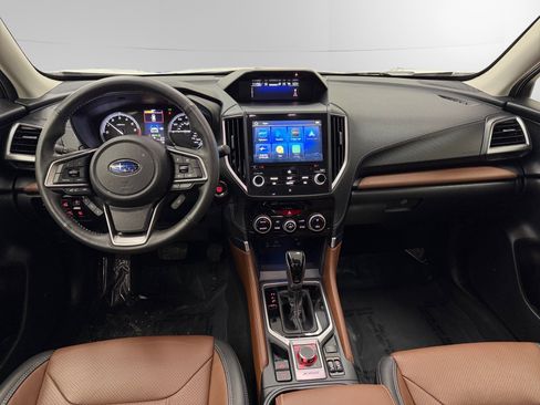 Used 2022 Subaru Forester Touring image 10