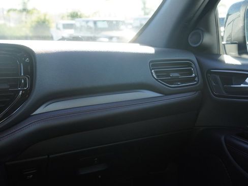 Used 2023 Dodge Durango GT image 28