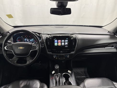 Used 2019 Chevrolet Traverse LT w/ LT Premium Package image 17