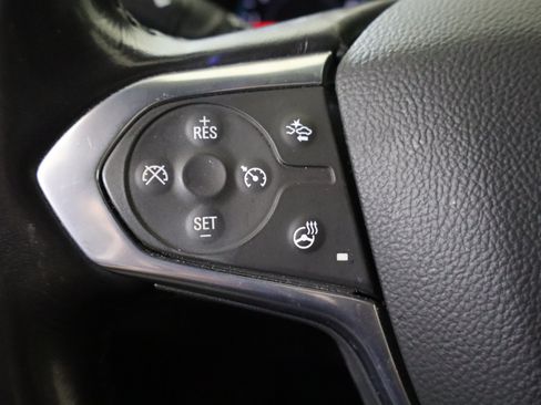 Used 2022 Chevrolet Traverse LT FWD image 29