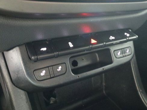 Used 2018 Chevrolet Colorado Z71 image 13