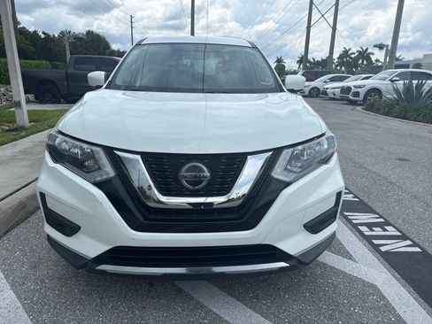 Used 2018 Nissan Rogue S FWD image 8