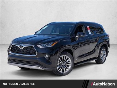 New 2026 Toyota Highlander Platinum