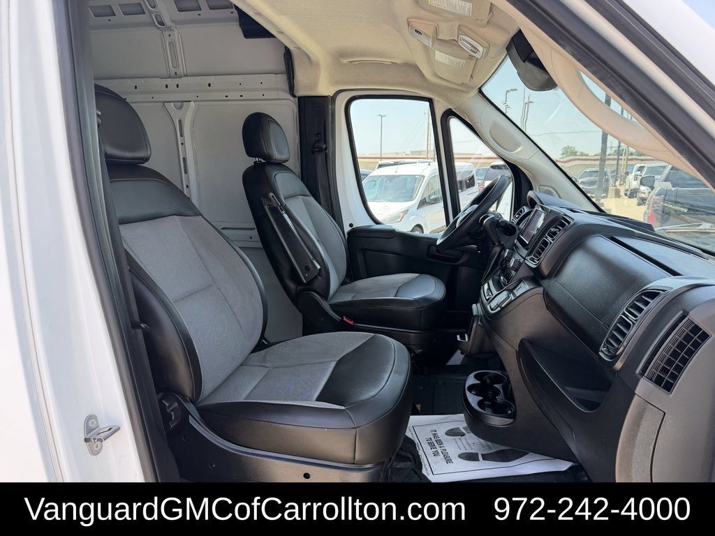 Used 2024 RAM ProMaster 2500 w/ Convenience Group FWD image 27