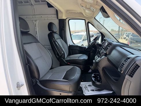 Used 2024 RAM ProMaster 2500 w/ Convenience Group FWD image 27