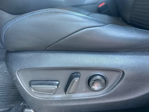 Used 2022 Toyota RAV4 XSE AWD/4WD image 13