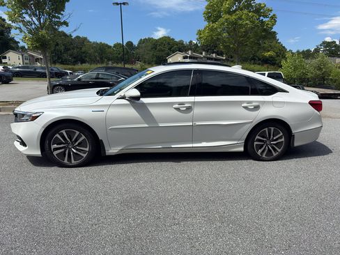 Used 2021 Honda Accord EX-L image 2