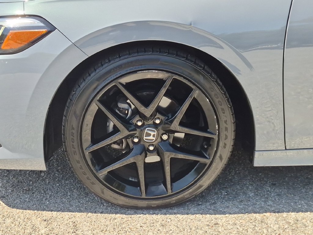 Used 2024 Honda Civic Sport image 11