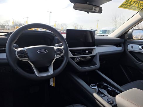 New 2026 Ford Explorer Active AWD/4WD image 38