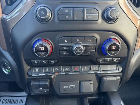 Used 2020 Chevrolet Silverado 2500 High Country w/ Technology Package image 24