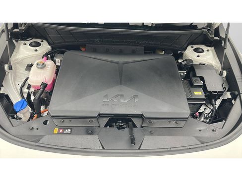 Used 2024 Kia Niro Wind w/ Wind Preserve Package FWD image 24