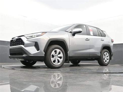 New 2025 Toyota RAV4 LE image 12