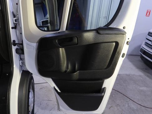 Used 2018 RAM ProMaster 2500 FWD image 14