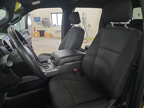 Used 2019 Ford F150 XLT w/ Equipment Group 302A Luxury AWD/4WD image 14