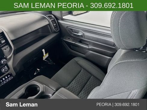 New 2026 RAM 1500 Express AWD/4WD image 21