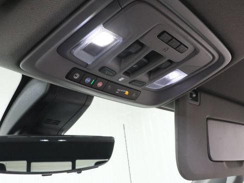 Used 2021 GMC Sierra 2500 Denali w/ Denali Ultimate Package image 16