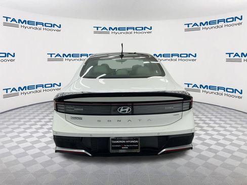 Used 2025 Hyundai Sonata Limited FWD image 4