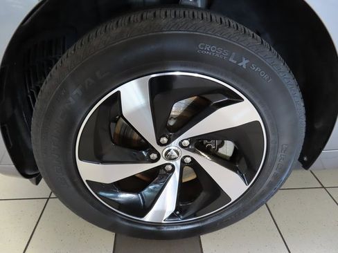 Used 2024 Jaguar F-PACE R-Dynamic S image 17